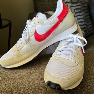 Challenger OG “White University Red” Nike Sneakers